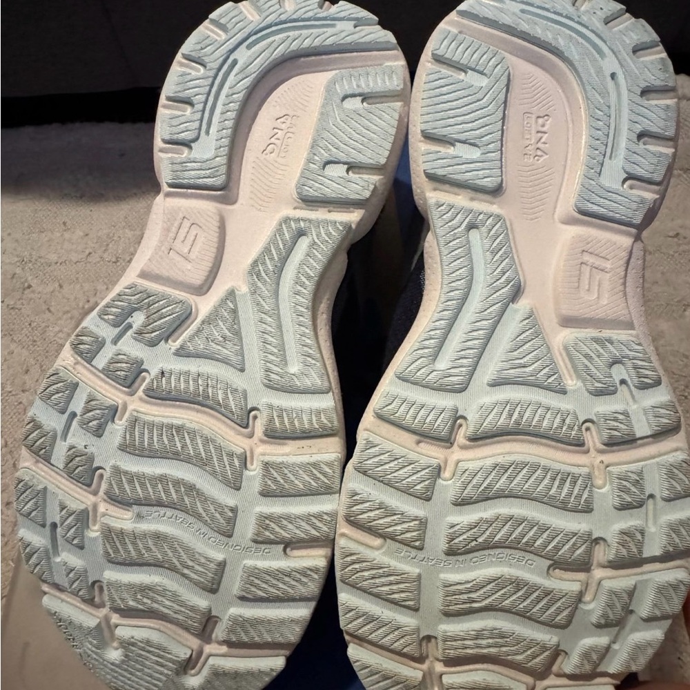 Brooks Ghost 15 Women's Shoes - Dark Blue and Light Blue - Picture 5 of 8